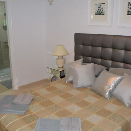 Lovely 2 Bed In Cristianos *