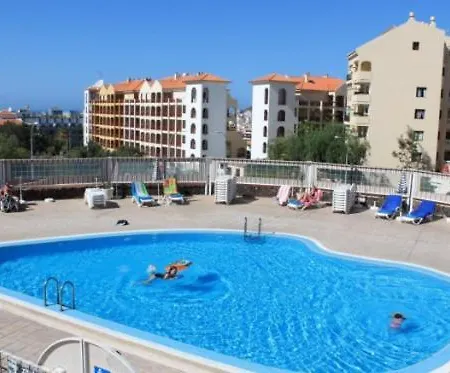 Lovely 2 Bed In Cristianos K204 *