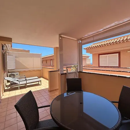 Lovely 2 Bed In Cristianos K204