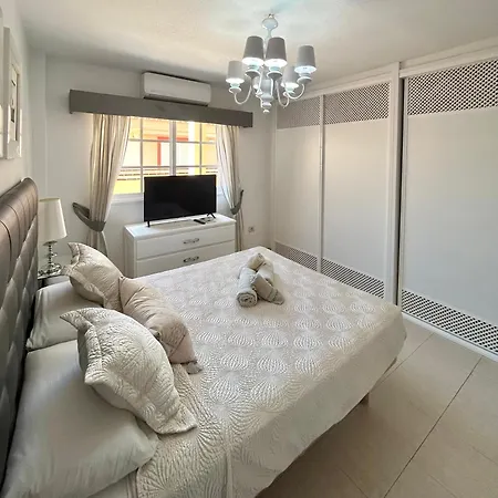 Lovely 2 Bed In Cristianos K204 شقة