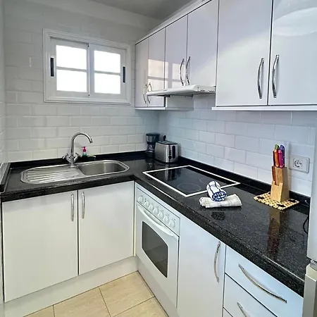 شقة Lovely 2 Bed In Cristianos K204 *