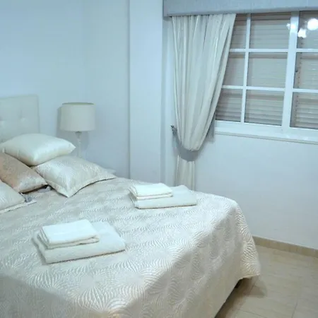 Appartamento Lovely 2 Bed In Cristianos K204